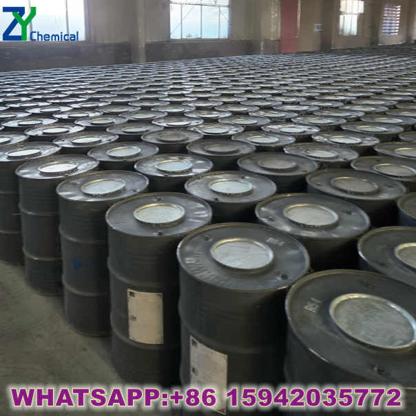 Bulk calcium carbide price advantage shown with 100kg new steel drums ready for export.