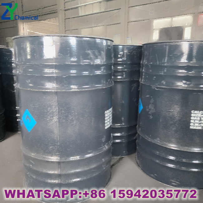 Industrial grade calcium carbide 50-80mm lump size for acetylene gas generation in factory.